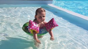 Petit camping calme avec piscine